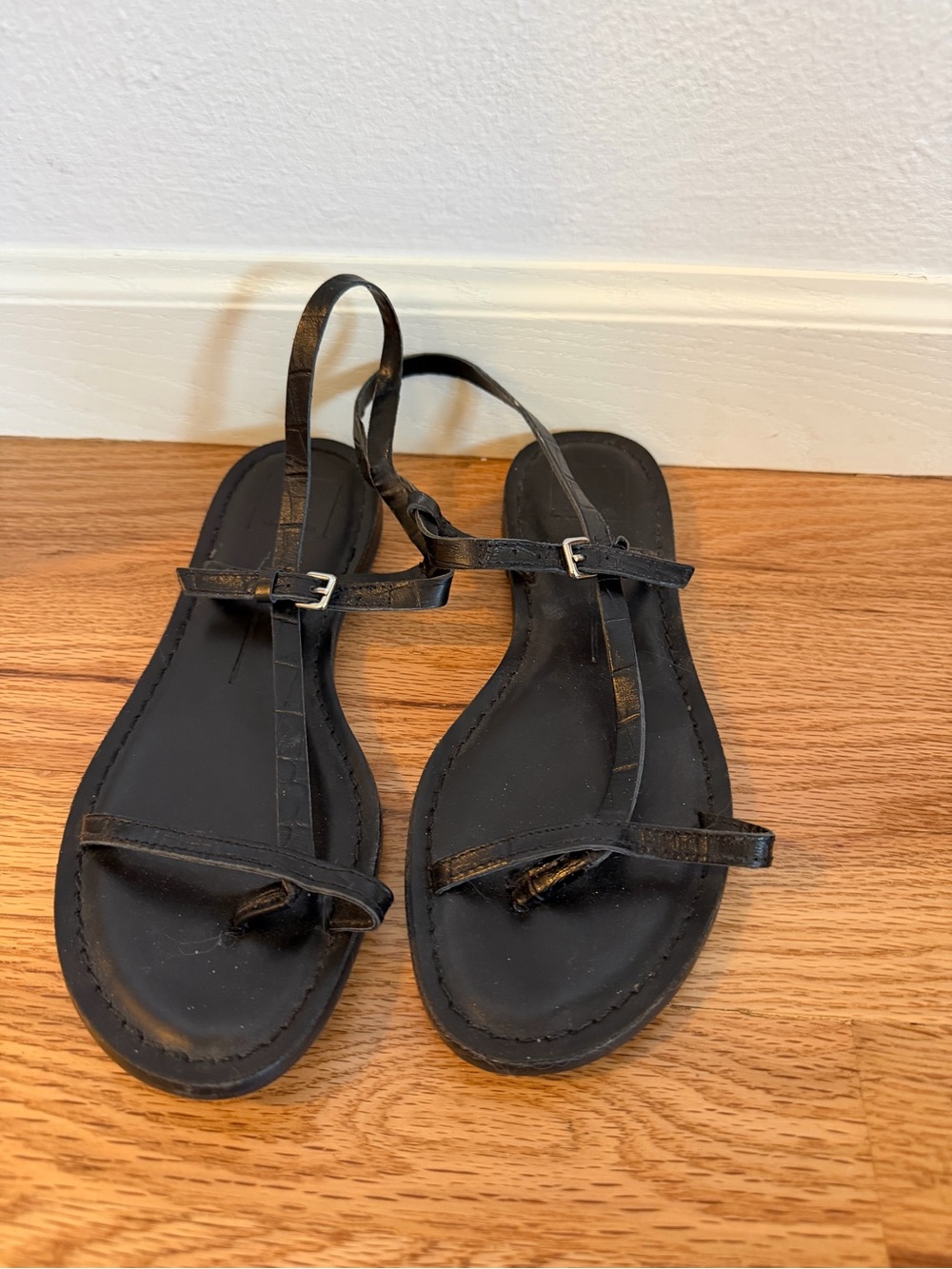 Dolce Vita Black Slim T-Strap Sandals